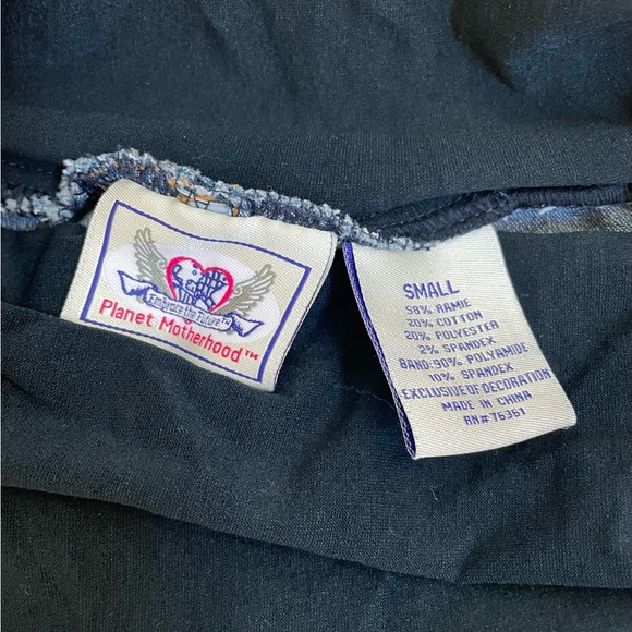 Planet Motherhood Maternity Shorts - Picture 3 of 3